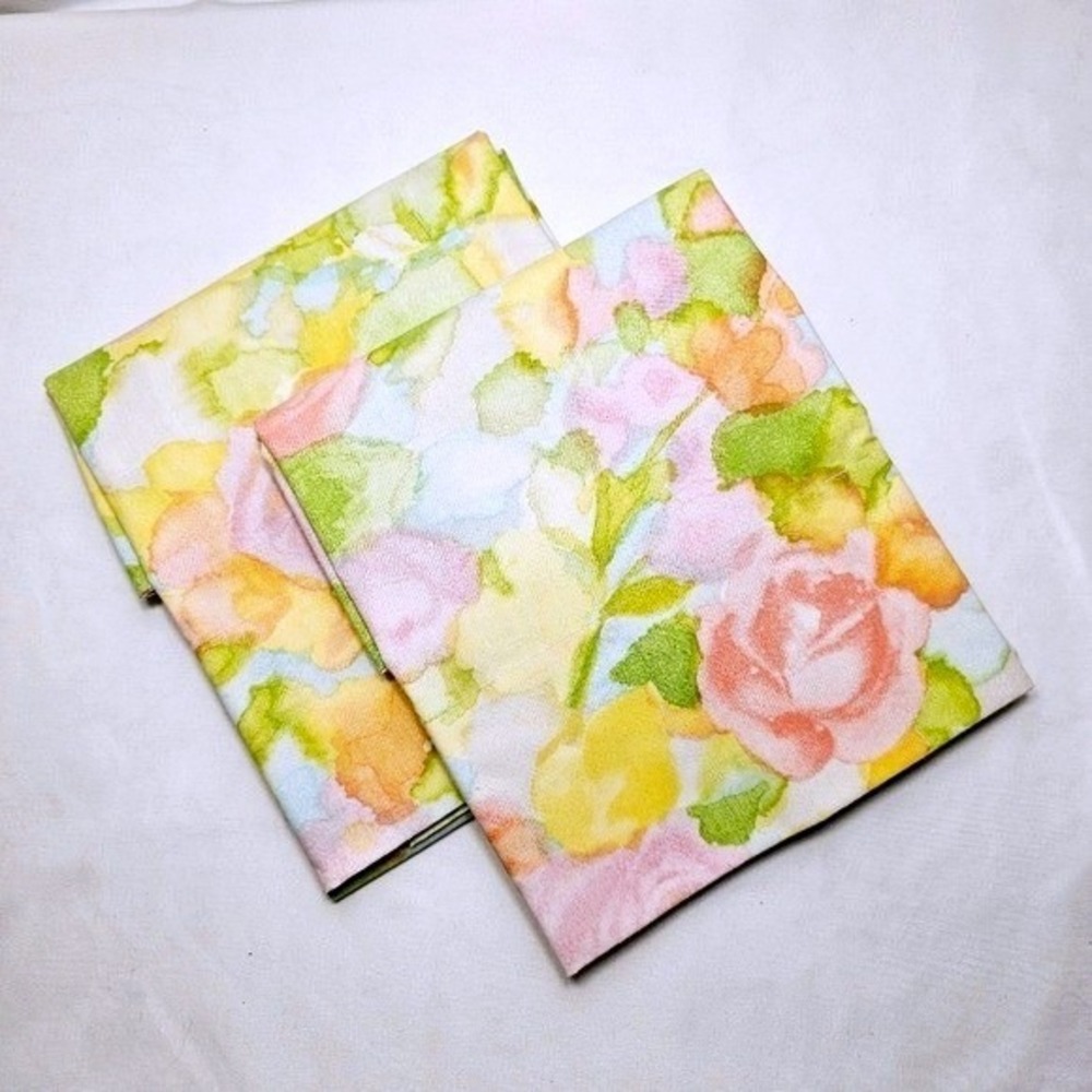 Vintage 70's Cannon Pair of Standard Pastel Floral Pillowcases